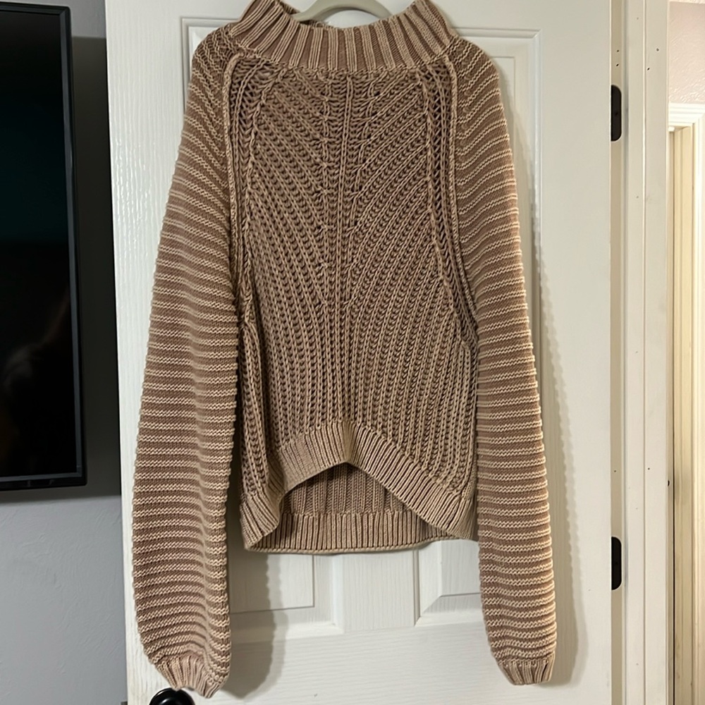 NEW WITHOUT TAGS free people size xl cable knit balloon sleeve sweater
